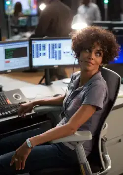 Тревожный вызов (2013) скачать торрент файл Тревожный вызов (2013) фильм скачать торрент файл