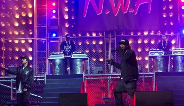 Голос улиц (2015) скачать торрент файл Голос улиц (2015) фильм скачать торрент файл