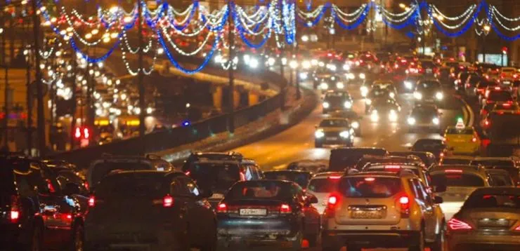 Ближе, чем кажется (2015) в хорошем качестве скачать торрент файл Ближе, чем кажется (2015) фильм в хорошем качестве скачать торрент файл