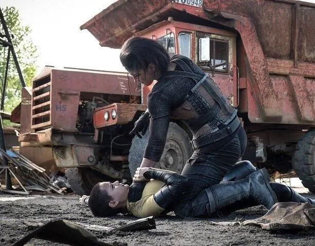 Дэдпул (2016) скачать торрент бесплатно Дэдпул (2016) фильм скачать торрент бесплатно