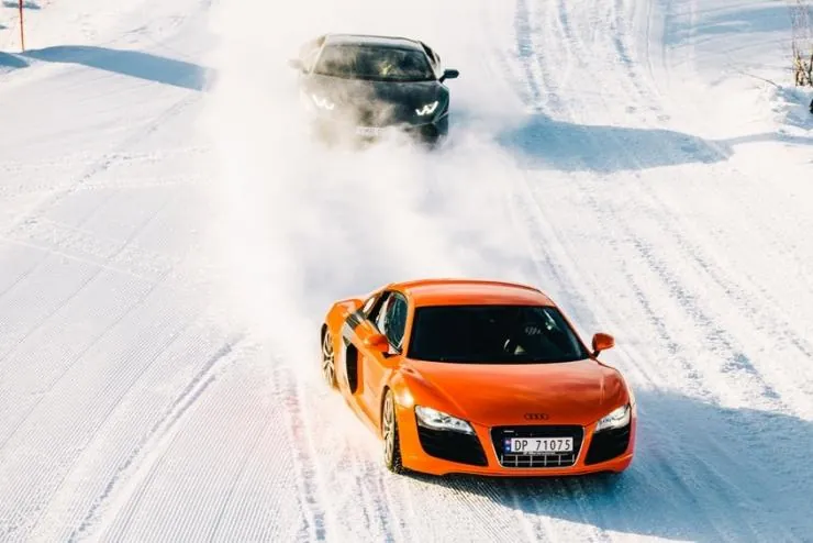 Скандинавский форсаж: гонки на льду (2016) скачать торрент бесплатно Скандинавский форсаж: гонки на льду (2016) фильм скачать торрент бесплатно