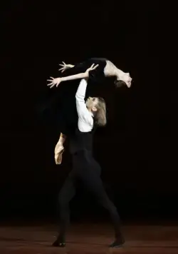 Дама с камелиями (2015) скачать торрент файл Дама с камелиями (2015) фильм скачать торрент файл