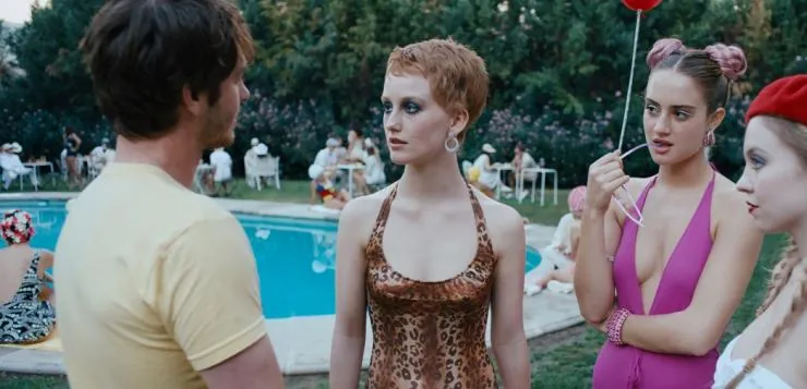 Под Сильвер-Лэйк (2018) скачать торрент бесплатно Под Сильвер-Лэйк (2018) фильм скачать торрент бесплатно