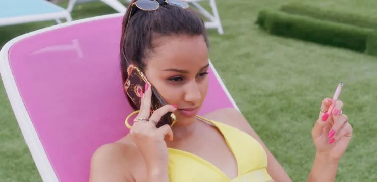 Мир принадлежит тебе (2018) скачать торрент бесплатно Мир принадлежит тебе (2018) фильм скачать торрент бесплатно