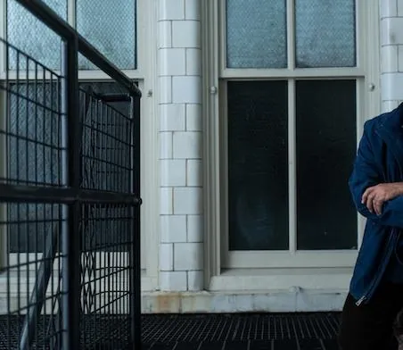 Закатать в асфальт (2018) скачать торрент бесплатно Закатать в асфальт (2018) фильм скачать торрент бесплатно