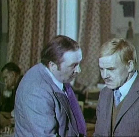 Почти смешная история (1977) 1 сезон 1-1,2 серия скачать торрент файл Почти смешная история (1977) сериал 1-1,2 серию 1 сезона скачать торрент файл