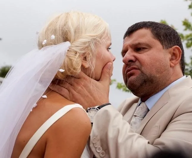 Королева бандитов (2013) 1-2 сезон 1-14,15,16 серия скачать торрент бесплатно Королева бандитов (2013) сериал 1-14,15,16 серию 1-2 сезона скачать торрент бесплатно