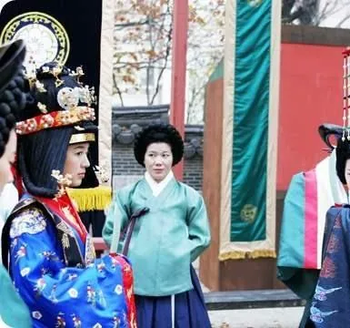 Дворец (2006) 1 сезон 1-22,23,24 серия в хорошем качестве скачать торрент файл Дворец (2006) сериал 1-22,23,24 серию 1 сезона в хорошем качестве скачать торрент файл