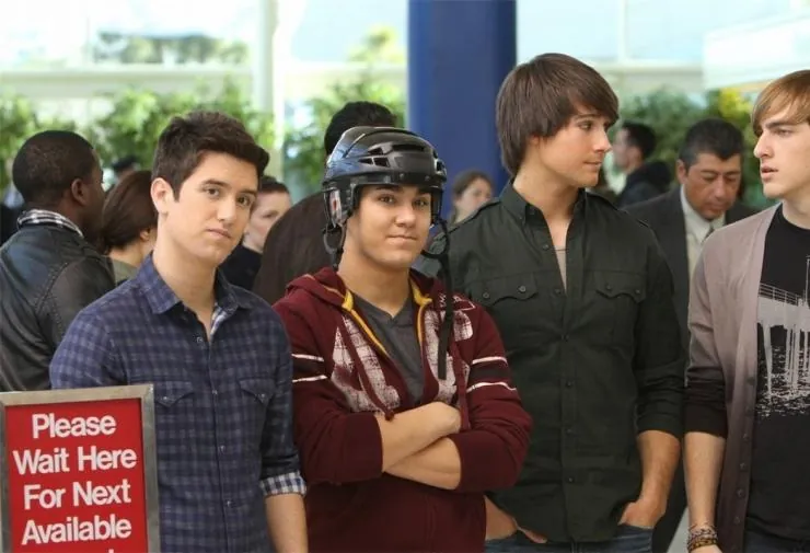 Биг Тайм Раш (2009) 1-4 сезон 1-10,11,12 серия скачать торрент бесплатно Биг Тайм Раш (2009) сериал 1-10,11,12 серию 1-4 сезона скачать торрент бесплатно