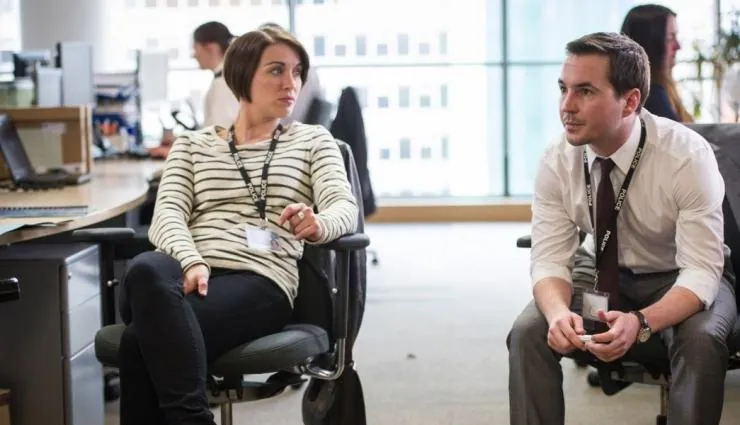 По долгу службы (2012) 1-6 сезон 1-5,6,7 серия скачать торрент файл По долгу службы (2012) сериал 1-5,6,7 серию 1-6 сезона скачать торрент файл