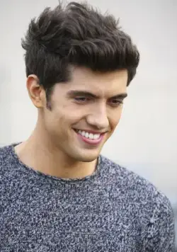 Популярна и влюблена (2017) 1-2 сезон 1-8,9,10 серия скачать торрент бесплатно Популярна и влюблена (2017) сериал 1-8,9,10 серию 1-2 сезона скачать торрент бесплатно