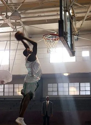 Тренер Картер (2005) скачать торрент бесплатно Тренер Картер (2005) фильм скачать торрент бесплатно