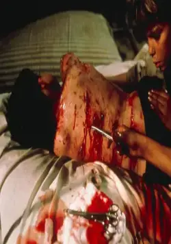 Хребет дьявола (2001) скачать торрент бесплатно Хребет дьявола (2001) фильм скачать торрент бесплатно