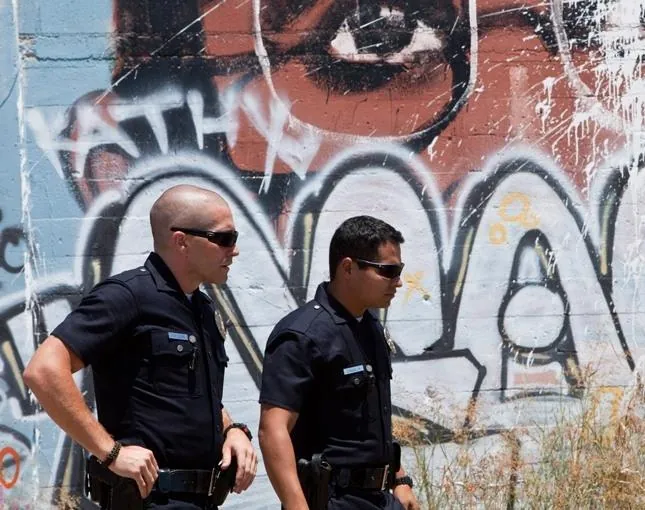 Патруль (2012) скачать торрент бесплатно Патруль (2012) фильм скачать торрент бесплатно