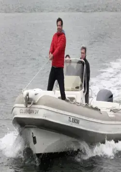 Маленькие секреты большой компании (2019) в хорошем качестве скачать торрент файл Маленькие секреты большой компании (2019) фильм в хорошем качестве скачать торрент файл