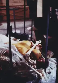 Возвращение живых мертвецов (1984) скачать торрент бесплатно Возвращение живых мертвецов (1984) фильм скачать торрент бесплатно