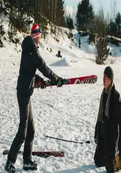 Трое в лифте, не считая собаки (2017) 1 сезон 1-1,2 серия в хорошем качестве скачать торрент файл Трое в лифте, не считая собаки (2017) фильм 1-1,2 серию 1 сезона в хорошем качестве скачать торрент файл