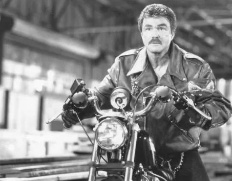 Полицейский с половиной (1993) в хорошем качестве скачать торрент файл Полицейский с половиной (1993) фильм в хорошем качестве скачать торрент файл