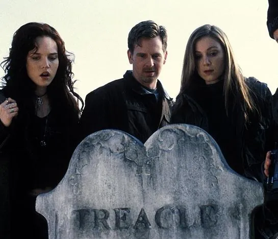 Ведьма из Блэр 2: Книга теней (2000) скачать торрент бесплатно Ведьма из Блэр 2: Книга теней (2000) фильм скачать торрент бесплатно