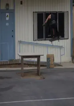 Волчье логово (2013) в хорошем качестве скачать торрент файл Волчье логово (2013) фильм в хорошем качестве скачать торрент файл