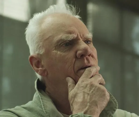 Работодатель (2012) в хорошем качестве скачать торрент файл Работодатель (2012) фильм в хорошем качестве скачать торрент файл