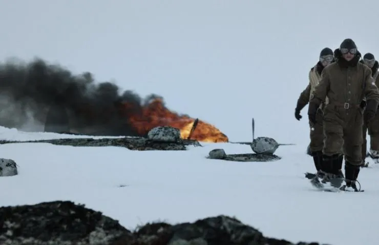 Снежная тюрьма (2012) скачать торрент файл Снежная тюрьма (2012) фильм скачать торрент файл