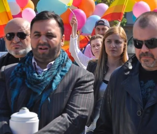 Парад (2011) в хорошем качестве скачать торрент файл Парад (2011) фильм в хорошем качестве скачать торрент файл