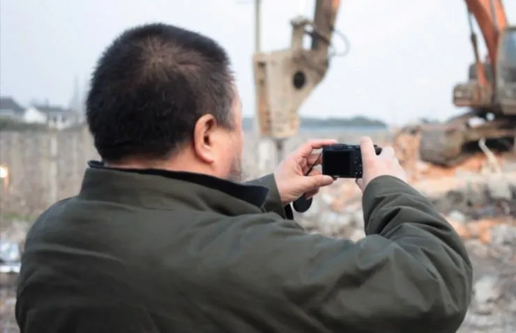 Ай Вейвей: Никогда не извиняйся (2012) в хорошем качестве скачать торрент файл Ай Вейвей: Никогда не извиняйся (2012) фильм в хорошем качестве скачать торрент файл