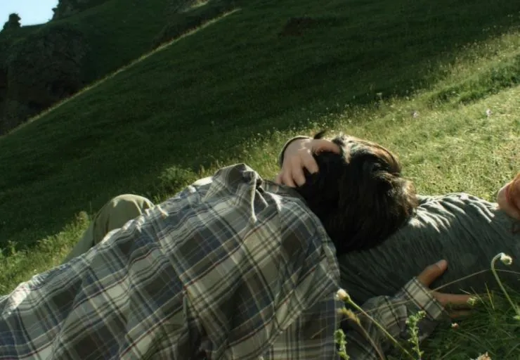 Самая одинокая планета (2011) скачать торрент бесплатно Самая одинокая планета (2011) фильм скачать торрент бесплатно