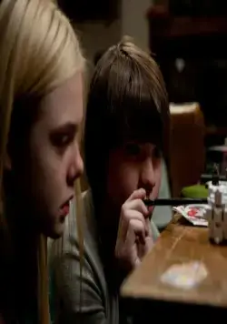 Супер 8 (2011) скачать торрент файл Супер 8 (2011) фильм скачать торрент файл