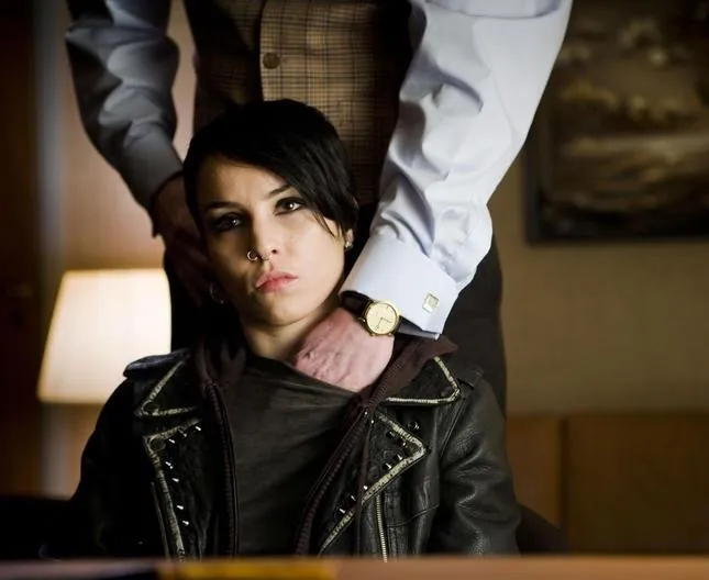 Девушка с татуировкой дракона (2009) скачать торрент файл Девушка с татуировкой дракона (2009) фильм скачать торрент файл