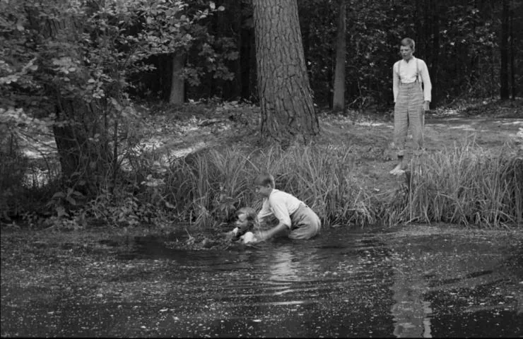 Белая лента (2009) скачать торрент файл Белая лента (2009) фильм скачать торрент файл