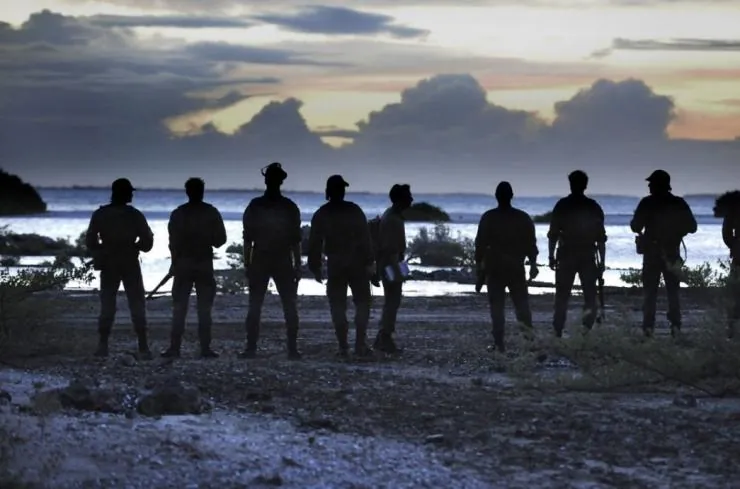 Порядок и мораль (2011) скачать торрент бесплатно Порядок и мораль (2011) фильм скачать торрент бесплатно