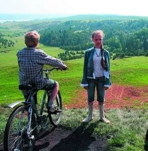 Двенадцатое лето (2008) скачать торрент бесплатно Двенадцатое лето (2008) фильм скачать торрент бесплатно