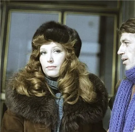 Женщина, которая поет (1978) скачать торрент бесплатно Женщина, которая поет (1978) фильм скачать торрент бесплатно