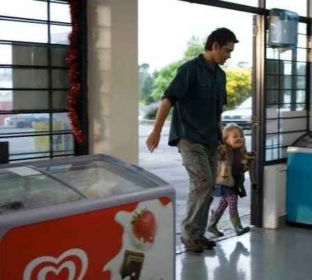 После водопада (2010) в хорошем качестве скачать торрент файл После водопада (2010) фильм в хорошем качестве скачать торрент файл