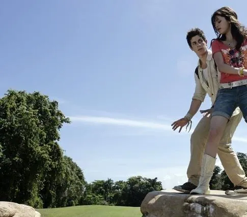 Волшебники из Вэйверли Плэйс в кино (2009) скачать торрент файл Волшебники из Вэйверли Плэйс в кино (2009) фильм скачать торрент файл