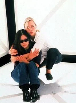 Куб 2: Гиперкуб (2002) скачать торрент бесплатно Куб 2: Гиперкуб (2002) фильм скачать торрент бесплатно