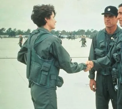 Огненные птицы (1990) скачать торрент файл Огненные птицы (1990) фильм скачать торрент файл