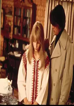 Девочка из переулка (1976) скачать торрент бесплатно Девочка из переулка (1976) фильм скачать торрент бесплатно