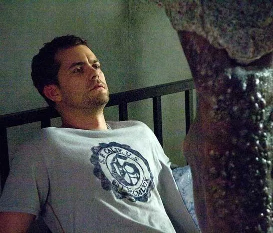 Фантомы (2008) скачать торрент файл Фантомы (2008) фильм скачать торрент файл