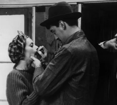 Жюль и Джим (1962) скачать торрент файл Жюль и Джим (1962) фильм скачать торрент файл