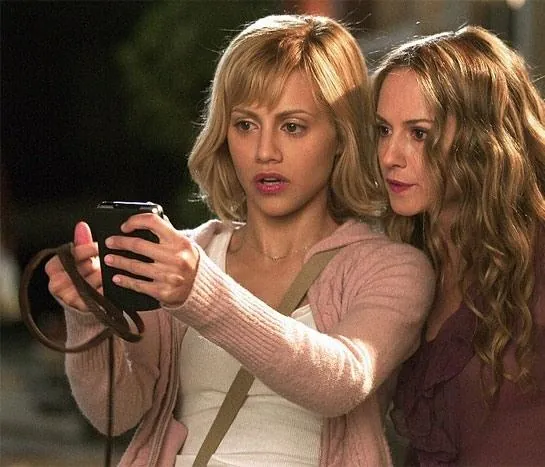 Маленькая черная книжка (2004) скачать торрент бесплатно Маленькая черная книжка (2004) фильм скачать торрент бесплатно