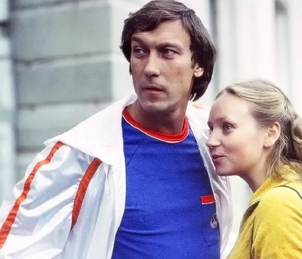 Влюблен по собственному желанию (1982) в хорошем качестве скачать торрент файл Влюблен по собственному желанию (1982) фильм в хорошем качестве скачать торрент файл