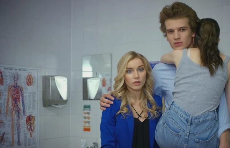 Любовный треугольник (2019) скачать торрент файл Любовный треугольник (2019) фильм скачать торрент файл