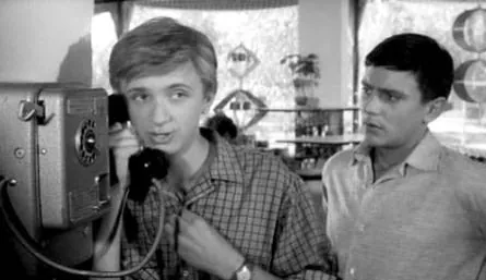 Я шагаю по Москве (1963) в хорошем качестве скачать торрент файл Я шагаю по Москве (1963) фильм в хорошем качестве скачать торрент файл