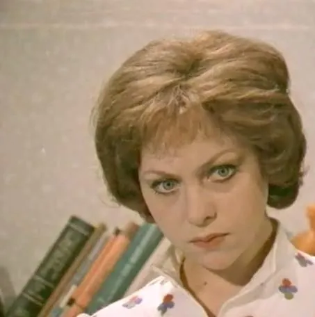 Удивительные приключения Дениса Кораблёва (1979) скачать торрент бесплатно Удивительные приключения Дениса Кораблёва (1979) фильм скачать торрент бесплатно