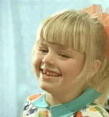 Удивительные приключения Дениса Кораблёва (1979) в хорошем качестве скачать торрент файл Удивительные приключения Дениса Кораблёва (1979) фильм в хорошем качестве скачать торрент файл