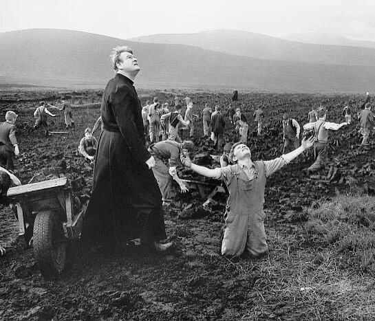 Мальчик-мясник (1997) скачать торрент бесплатно Мальчик-мясник (1997) фильм скачать торрент бесплатно