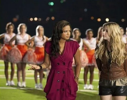 Рождественский Купидон (2010) скачать торрент бесплатно Рождественский Купидон (2010) фильм скачать торрент бесплатно